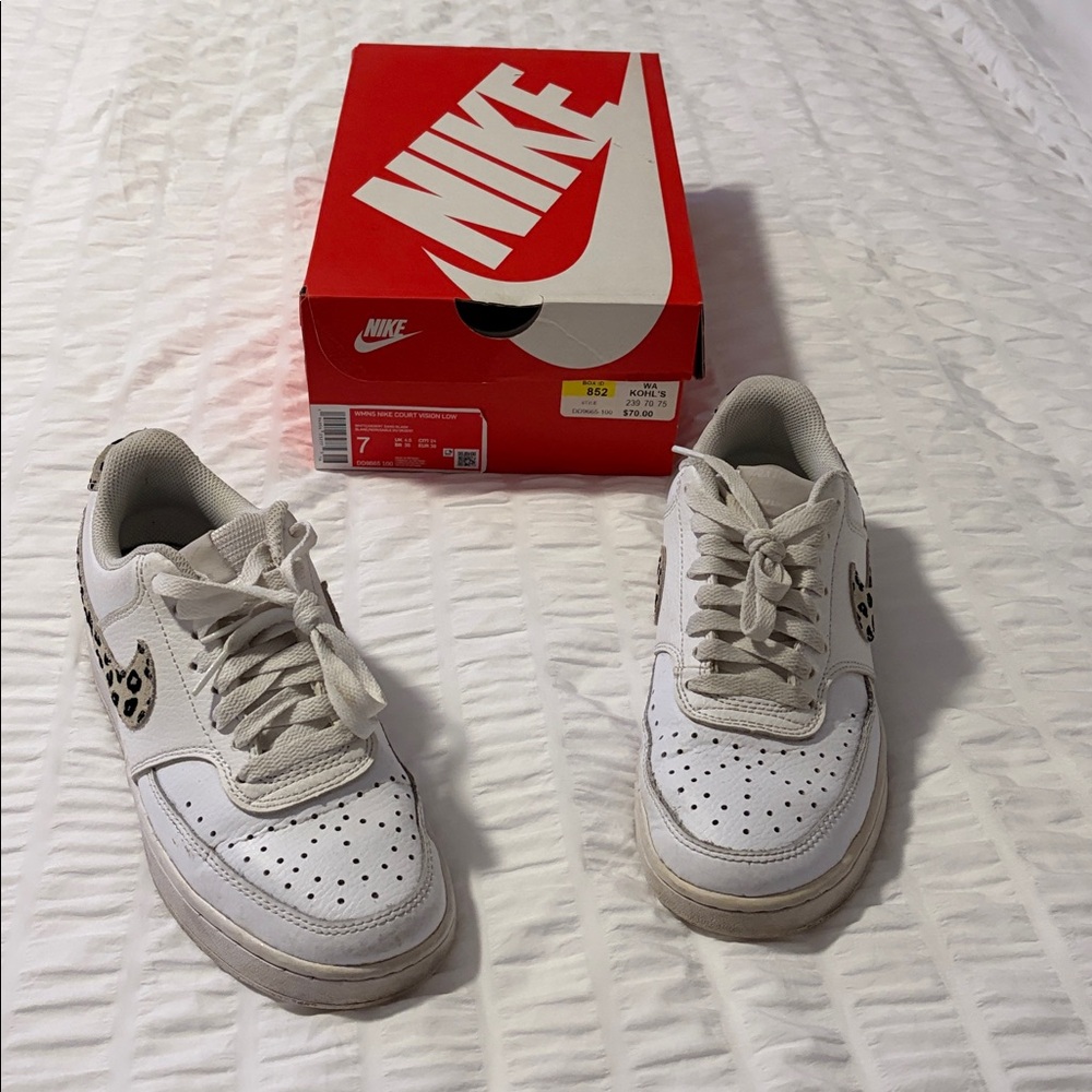 Nike Court Vision Low
